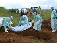 Ebola, l'epidemia in Africa è fuori controllo
