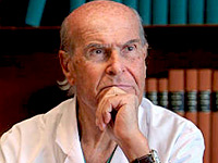 Umberto Veronesi: 'La strada per sconfiggere il cancro è ancora lunga'